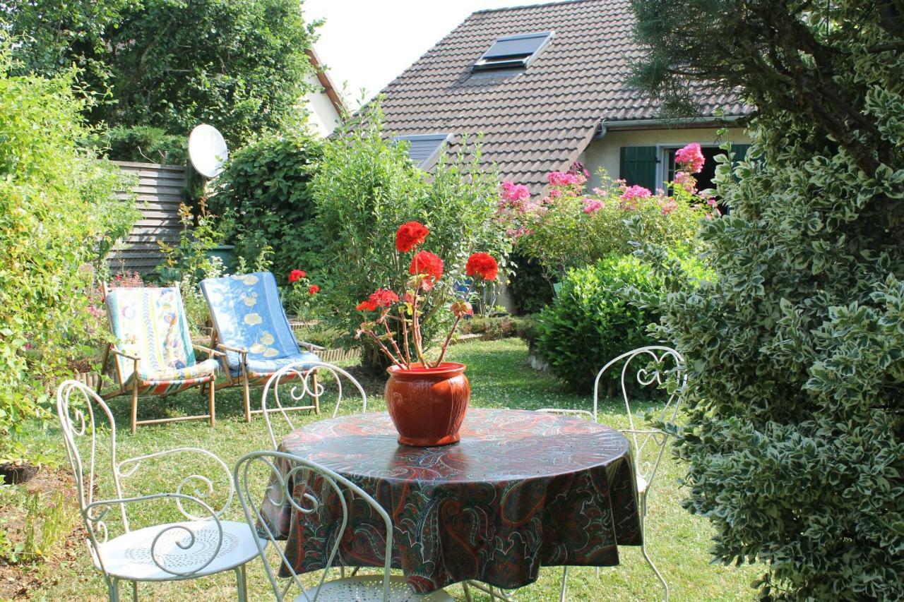 Chambre d'Hôtes Orchidees Nogent-le-Rotrou Exterior foto